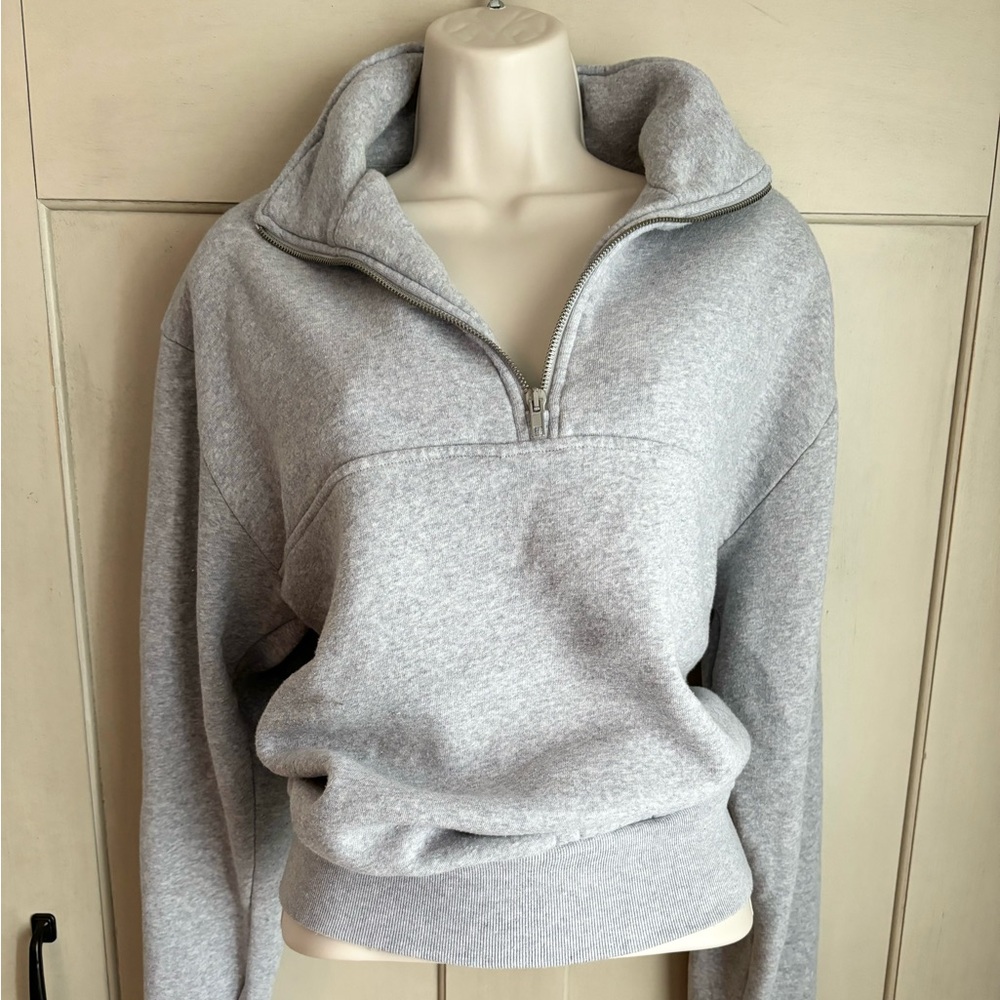 Brandy Melville Grey Quarter Zip  Sweatshirt S M - Picture 5 of 12